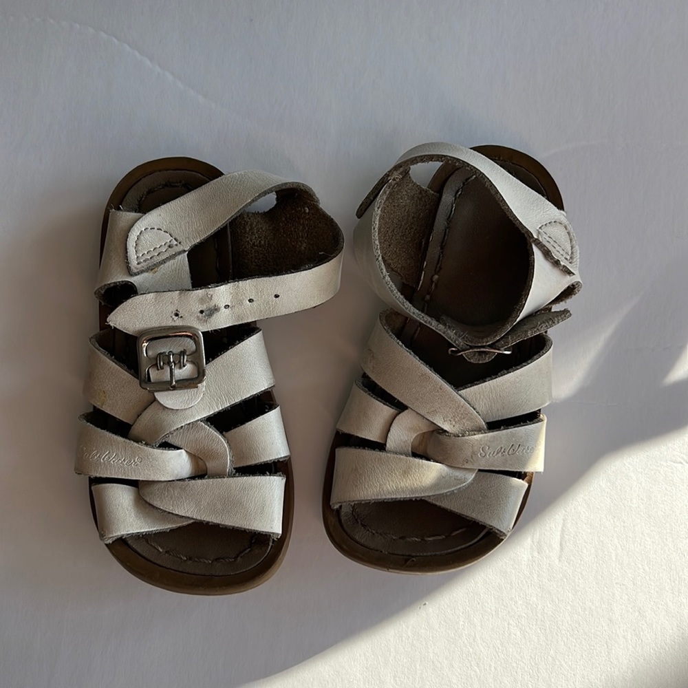 Saltwater sandals